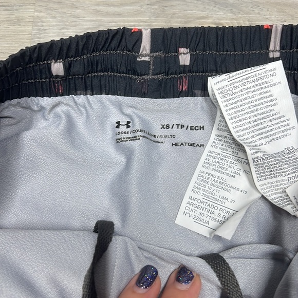 Under Armour athletic shorts size XS - Picture 4 of 6